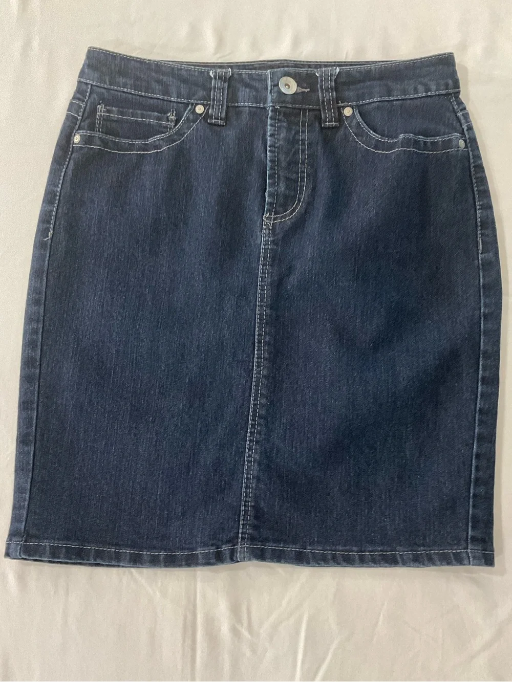 Nine West Jeans Denim Pencil Skirt Size 6/28 Dark Wash